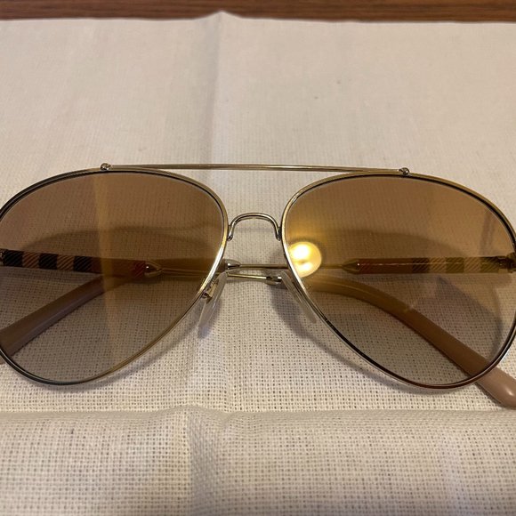 Authentic BURBERRY Blonde Aviator Sunglasses with hard case main image 5